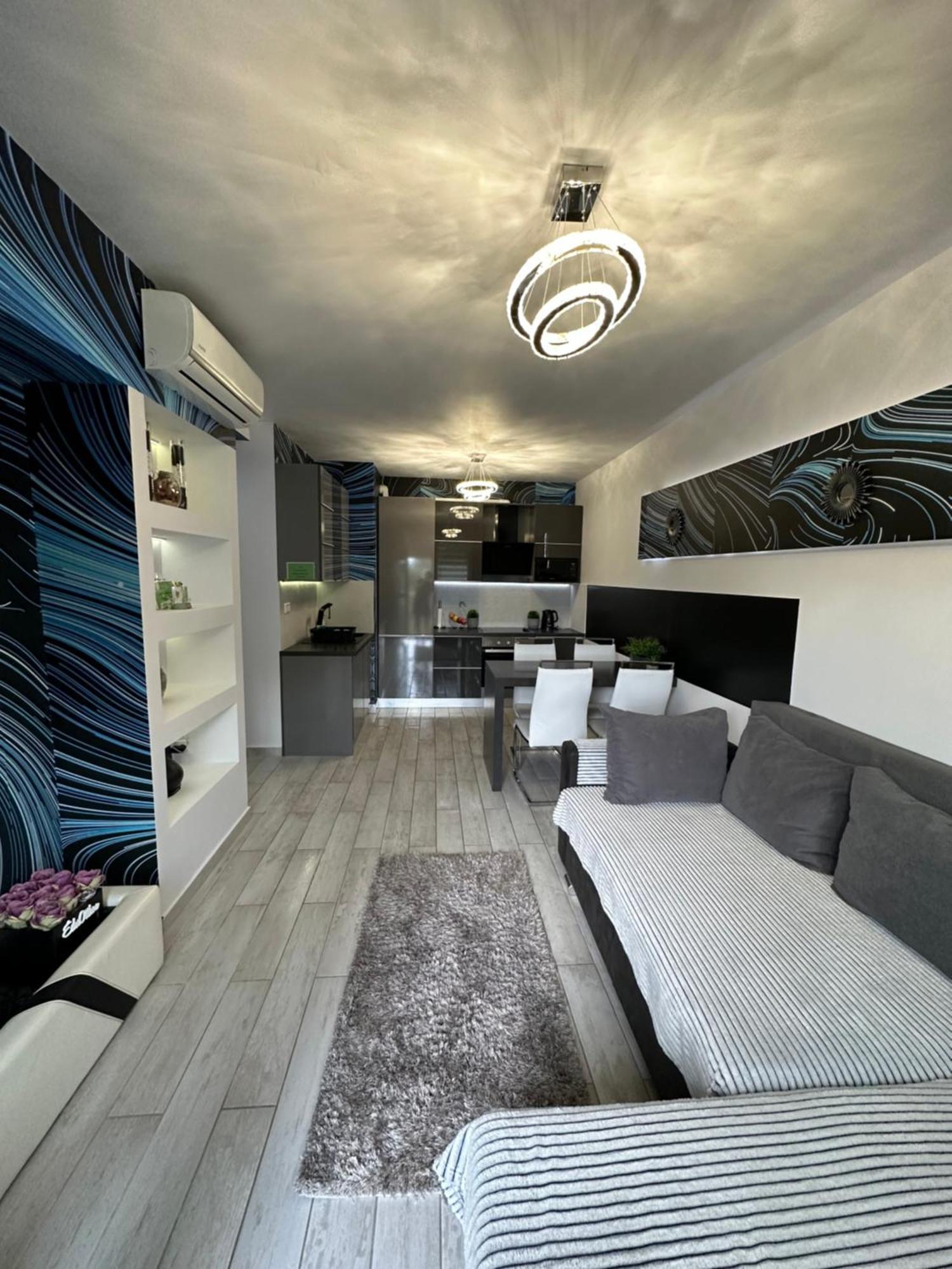 Gina Apartman Debrecen Bagian luar foto