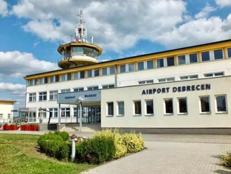 Gina Apartman Debrecen Bagian luar foto