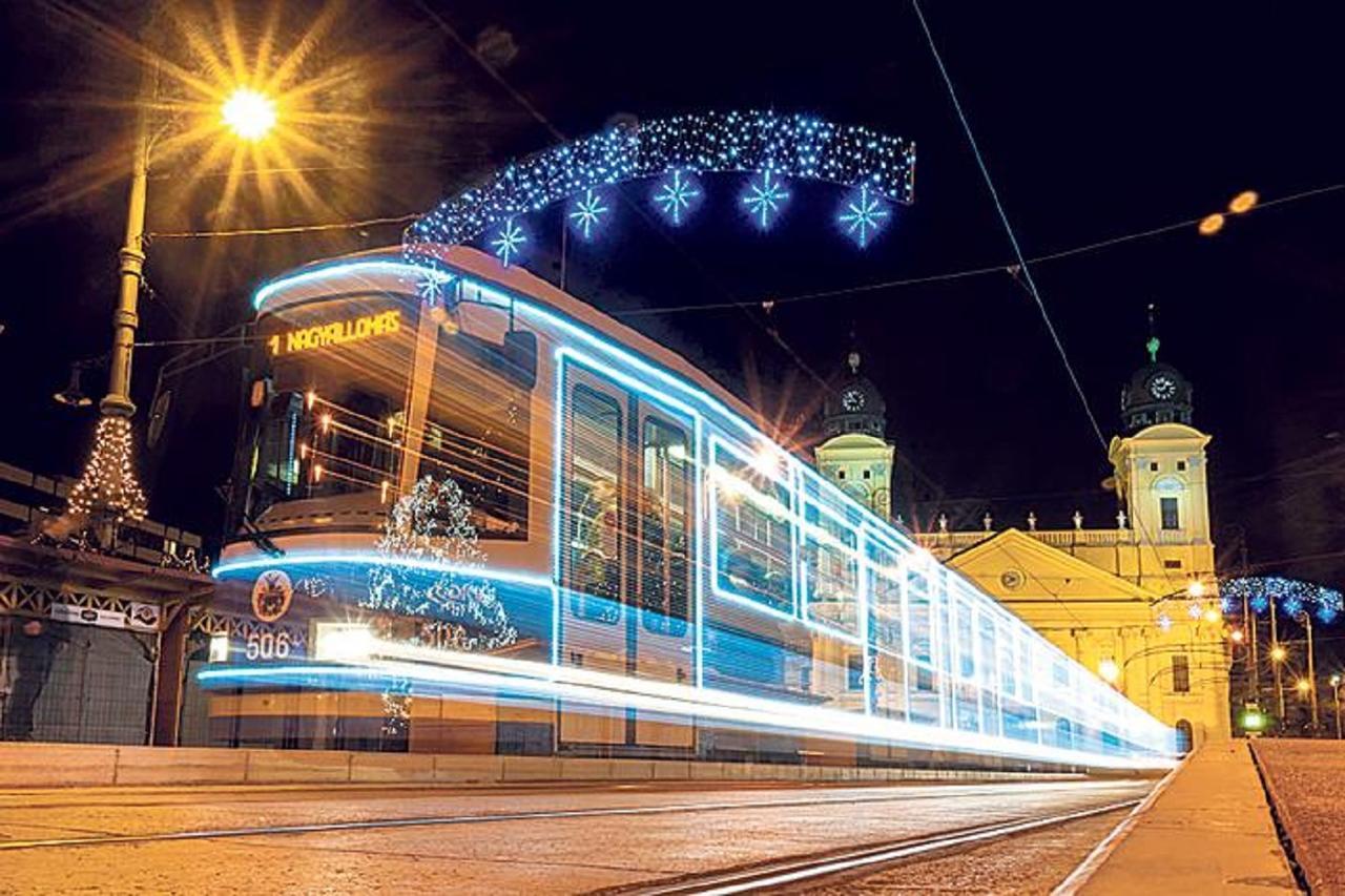 Gina Apartman Debrecen Bagian luar foto