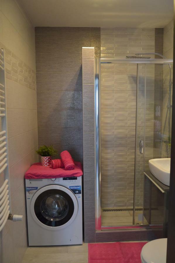 Gina Apartman Debrecen Bagian luar foto