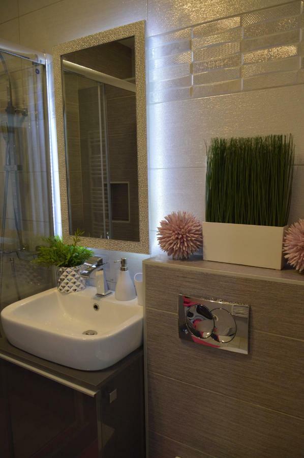 Gina Apartman Debrecen Bagian luar foto